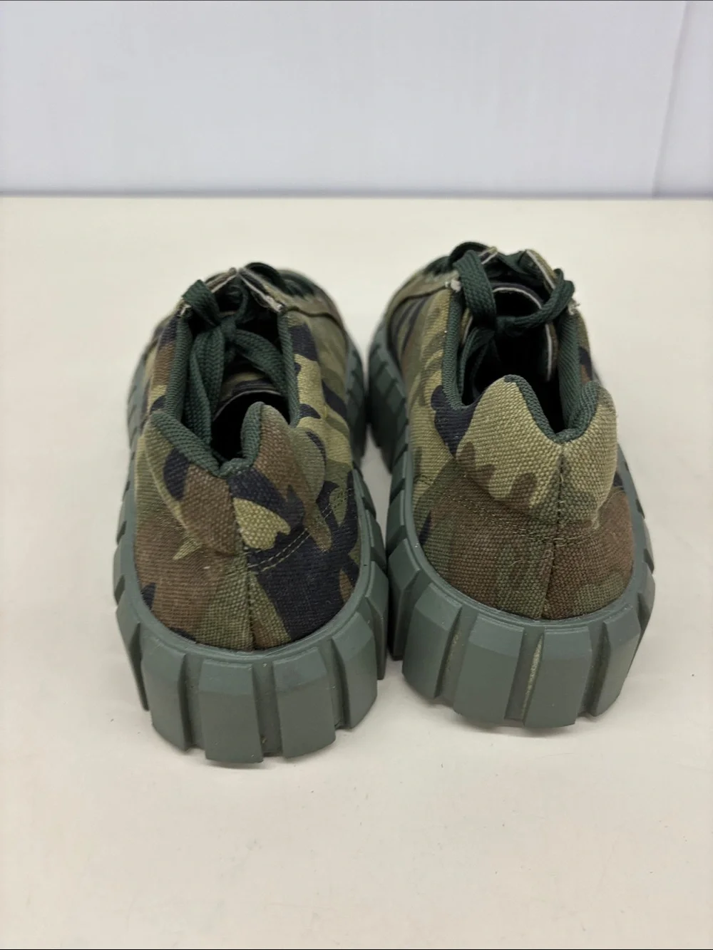 Camouflage Platform Sneakers - Olive Camo Womens Shoes NWOT